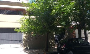 Casa en venta en Quilmes Centro