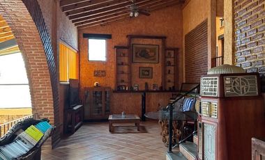 Casa con Alberca, Frontón y Vista Espectacular – $5,200,000 🏡