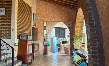 🌳 Casa con Alberca, Frontón y Vista Espectacular – $4,900,000 🏡