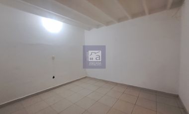 COD. 4331 - SE ARRIENDA APARTAMENTO - BARRIO:  SANTA ANA