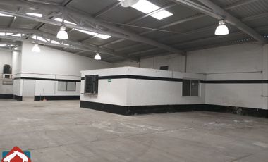 Bodega en Renta 600m2 en Santa Julia