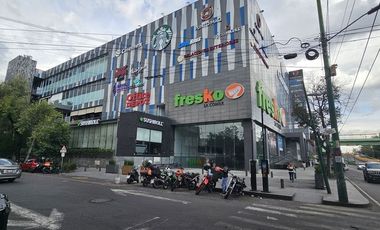 Local comercial en Renta frente a Centro Comercial Punto Maq, Coyoacán