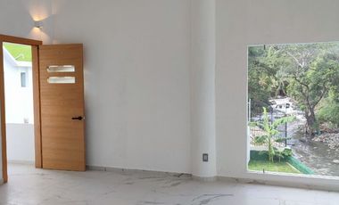 Casa en Fraccionamiento en Granjas Mérida Temixco - GSI-1274-Fr