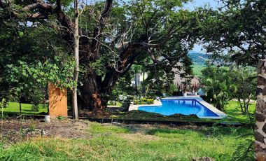 Casa en Fraccionamiento en Granjas Mérida Temixco - GSI-1274-Fr