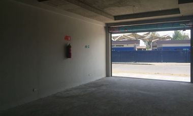 Local Comercial en Arriendo en Locales Comerciales 53 y 55 m2 Arriendo Santa Rosa / Metro Santa Rosa