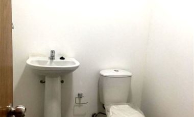 Local Comercial en Arriendo en Locales Comerciales 53 y 55 m2 Arriendo Santa Rosa / Metro Santa Rosa