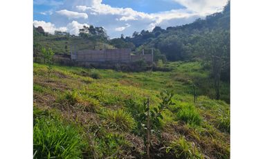 VENTA DE LOTE, EN MARINILLA ANTIOQUIA