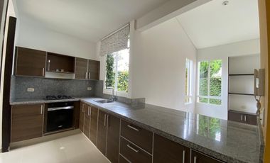 casa condominio en venta en hacienda el castillo. Cod V4936