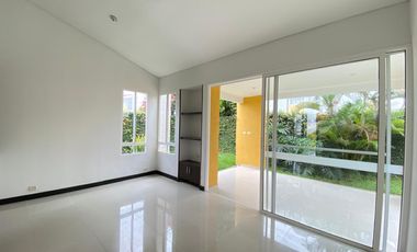 casa condominio en venta en hacienda el castillo. Cod V4936