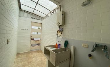 casa condominio en venta en hacienda el castillo. Cod V4936