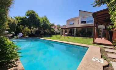 HERMOSA CASA EN SANTA ELENA DE CHICUREO