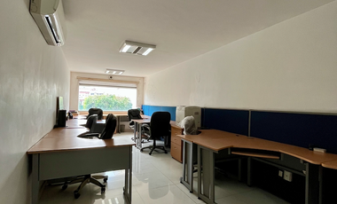 Amplia oficina en venta en el Valle Sur.