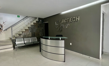 Amplia oficina en venta en el Valle Sur.