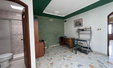 casa en venta en castellana. Cod V5271