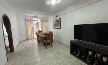 casa en venta en castellana. Cod V5271