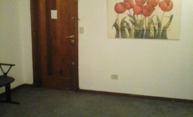 EXCELENTE OFICINA EN PLENO CENTRO DE MONTE GRANDE