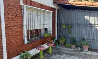 Casa en venta en Ezpeleta Este