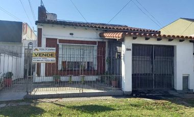 Casa en venta en Ezpeleta Este