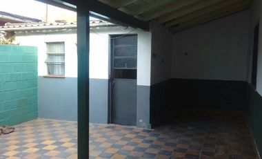 Casa en venta en Ezpeleta Este