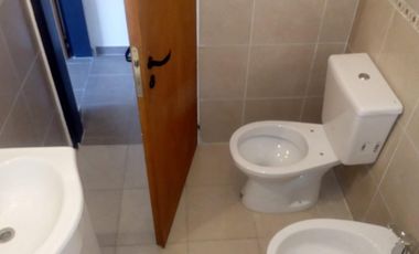 VENTA DE AMPLIO DEPARTAMENTO DE 2 AMBIENTES A ESTRENAR CON COCHERA - APTO A CREDITO