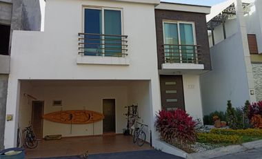 Casa en venta en Valle Alto