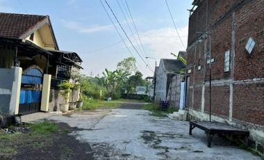 Di jual rumah di Jl. Taruna Wage, Sidoarjo