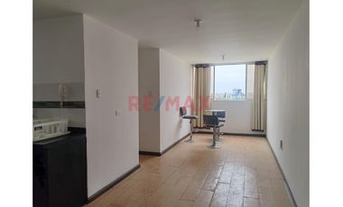 Bajooo De Precio Venta De Ocasion Por Viaje Departamento A Tan Solo 115,000 Mil Soles En Condominio Oasis Cerca A Universidad Cesar Vallejo