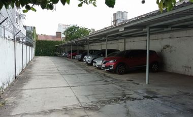 Dos Locales + 18 Cocheras, Ideal Inversor O Construccion Edificio Lote 440m2