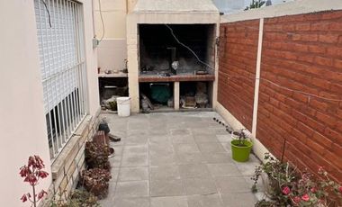 SE VENDE EXCELENTE PROPIEDAD EN VIEDMA