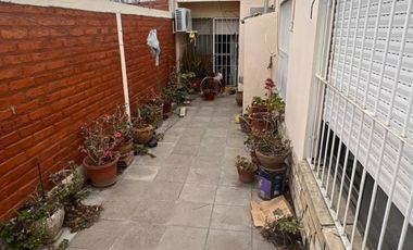 SE VENDE EXCELENTE PROPIEDAD EN VIEDMA