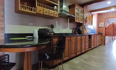 apartamento en venta en la floresta. Cod V29318