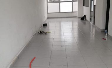 Se renta local para oficinas en la 25 Poniente, Pue.