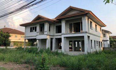 Pathum Thani Single House Baan Fah Piyarom Lam Luk Ka BRE17031