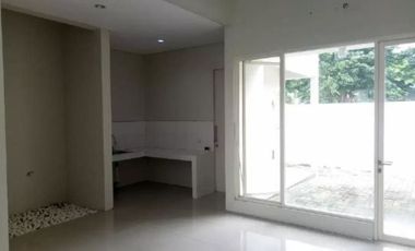 Rumah Palma Grandia, Strategis