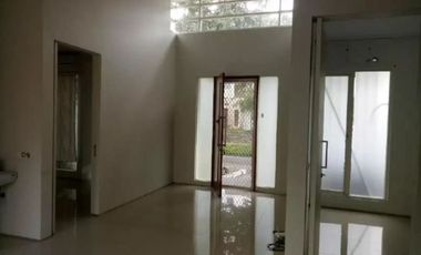 Rumah Palma Grandia, Strategis