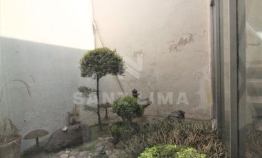 CENTRO: Magnífica propiedad perfecta para clínica, despachos o notaría.