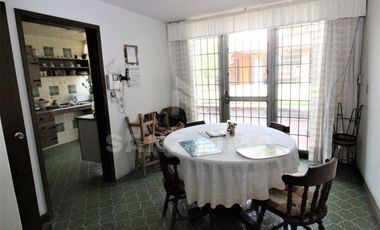 CENTRO: Magnífica propiedad perfecta para clínica, despachos o notaría.