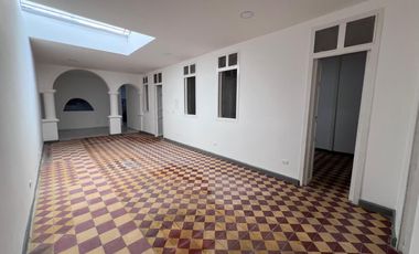 casa en arriendo en san francisco. Cod A124814