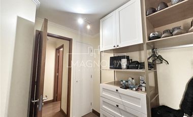 CASA FRENTE A ALIANZA FRANCESA A EXCELENETE PRECIO 10.300 UF