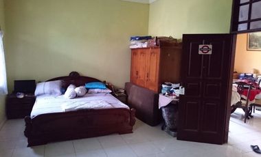 Rumah Di Cilandak, 2Lt, Paviliun, Hal. Luas, di Jl. Intan