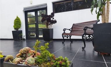 Casa para Arriendo Amoblado en Alto de Palmas