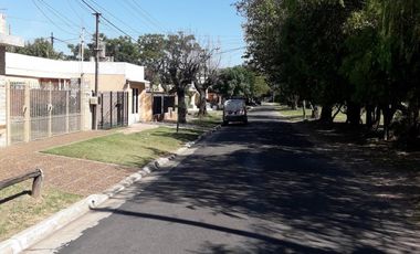 CASA 3 AMB A REFACCIONAR - LOTE 10x36