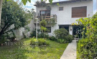 Casa en venta en Bernal Centro