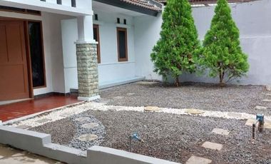 Rumah Sewa 2 Lantai Siap Pakai Setia Budi Regency Cihideung Parongpong Bandung