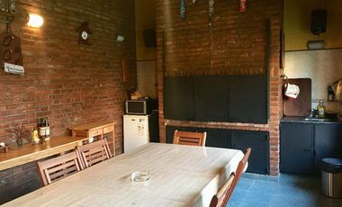 Casa en venta en Quilmes Centro