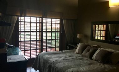 Casa en venta en Quilmes Centro