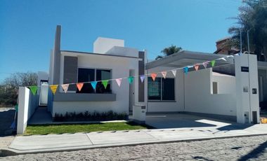 CASA DE UN PISO NUEVA EN TEQUISQUIAPAN