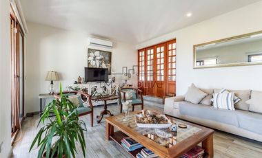 CASA ESTILO PROVENZAL EN VENTA EN PIEDRA ROJA