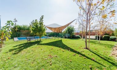 CASA ESTILO PROVENZAL EN VENTA EN PIEDRA ROJA