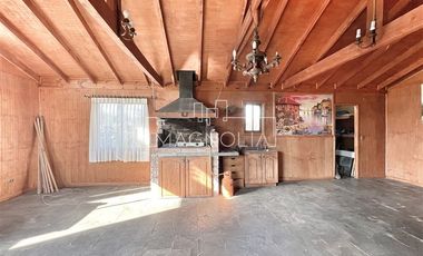 REBAJADA, PARCELA TEMUCO CON GRAN CASA Y EXCELENTE QUINCHO